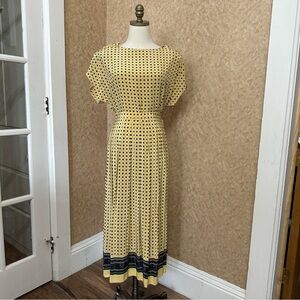 VTG 80s Retro Light Yellow Silk Geometric Print Pleated Maxi Skirt & Shirt Set